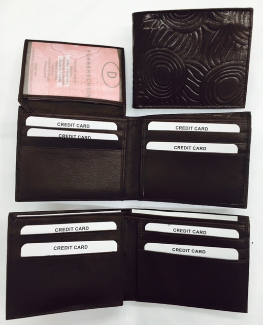 Iwantja Men's Small Leather Wallet Brown